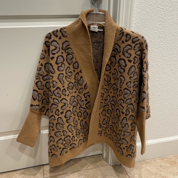 Anthropologie Akemi + Kin Leopard Sweater - Picture 2 of 5